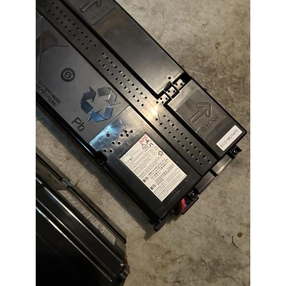 APC RBC140 Battery Modules for Smart-UPS SRT / SURT – Server UPS